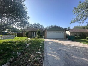 Building Photo - CUTE 3/2 NESTLED ON A CORNER LOT IN CONVER...