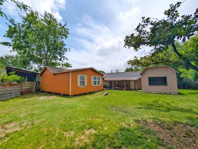 Building Photo - 4919 Connorvale Rd