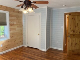 Building Photo - 202 N Spring St