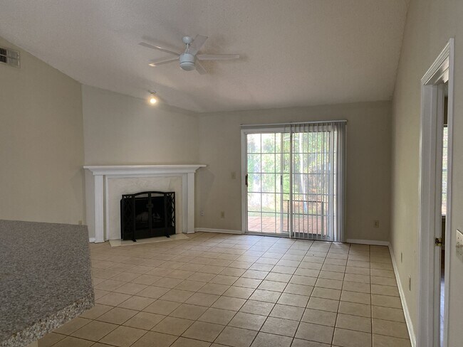 Building Photo - COMING SOON – 3 Bedroom, 2 Bathroom Single...