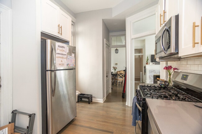 Building Photo - 801 N Wabash Ave