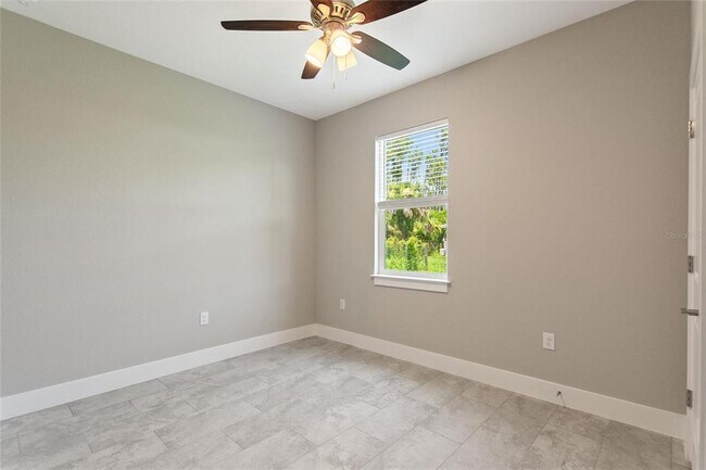 Building Photo - 2930 Emil St