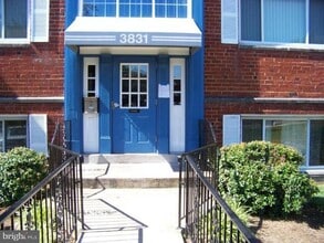 Building Photo - 3831 Hamilton St
