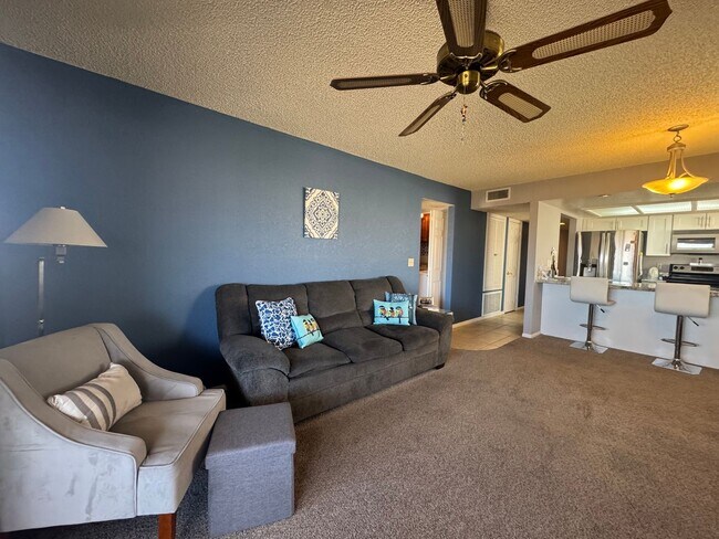 Building Photo - FURNISHED 2BR CONDO w/Utilities Water View Gated NO STAIRS