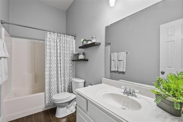 Building Photo - 1432 Castlegar Ln