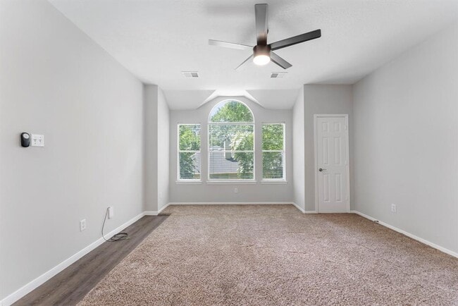 Building Photo - 15 Capshaw Ct