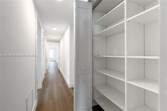 Building Photo - 3160 S Le Jeune Rd