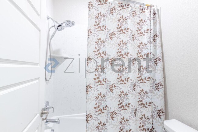 Building Photo - 5824 Highport Dr