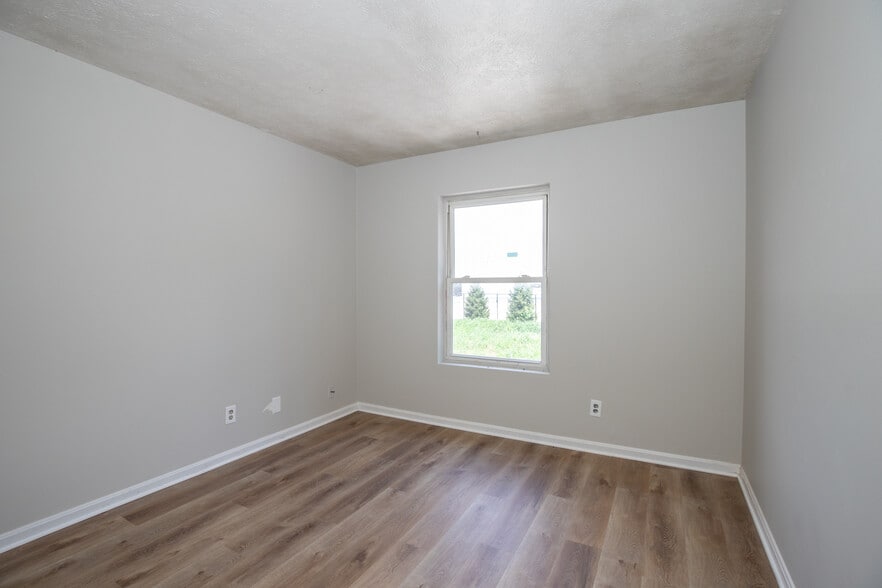 Building Photo - 7417 Garrison Rd