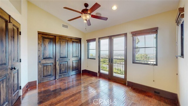 Building Photo - 227 Pso De Granada