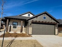 Building Photo - 3201 Mt Nebo Dr