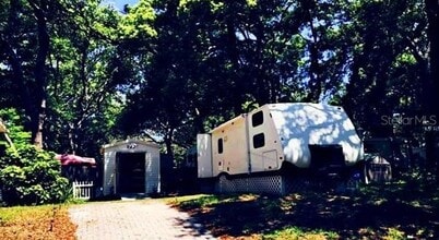 Building Photo - 3000 Clarcona Rd