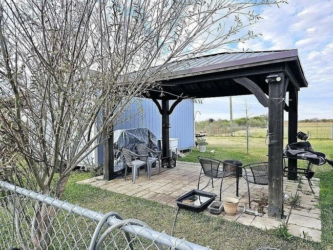 Building Photo - 98 Dog Fish Dr