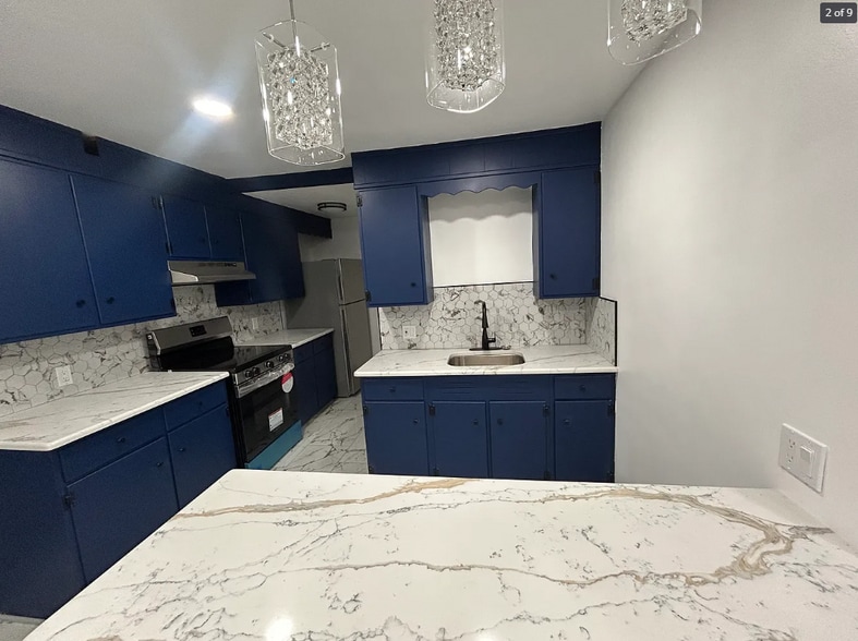 Building Photo - 84 Main St