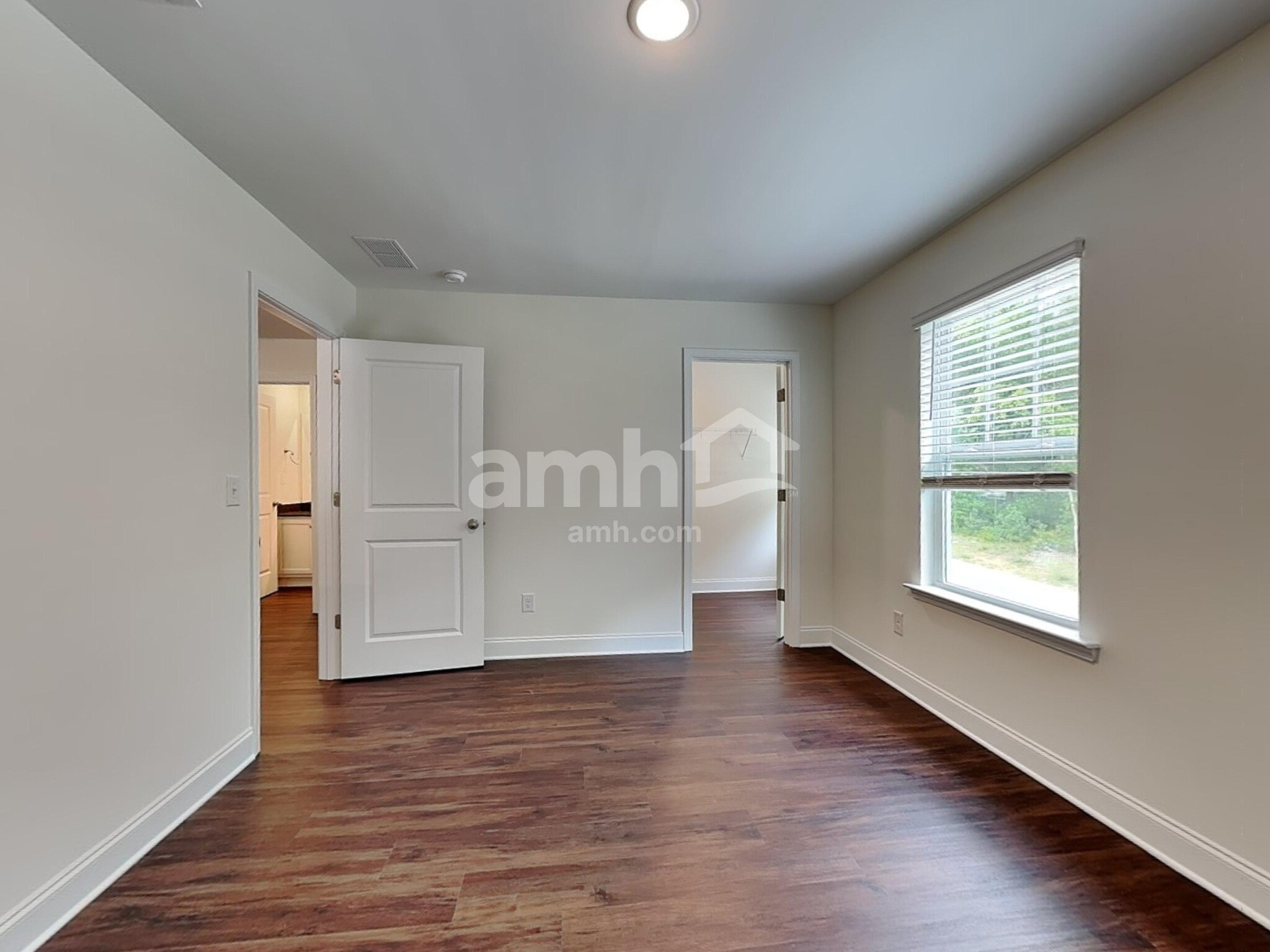 Building Photo - 14038 Belle Mont Dr