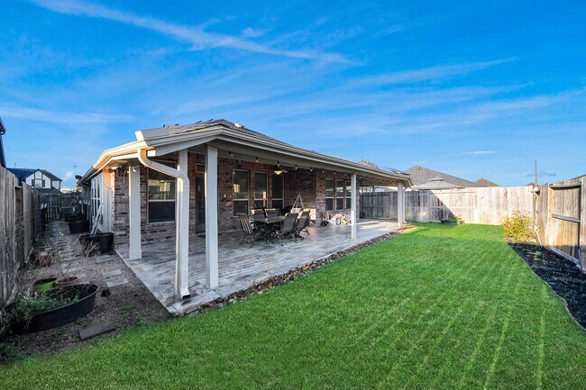 Building Photo - 28634 Monarch Cliffs Dr