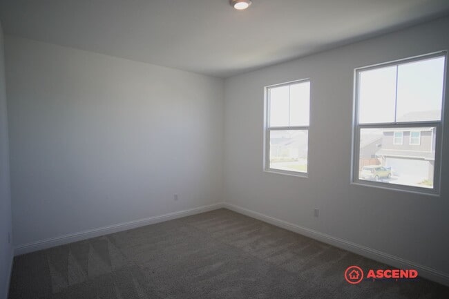 Building Photo - Stunning Home in Gossamer Grove!