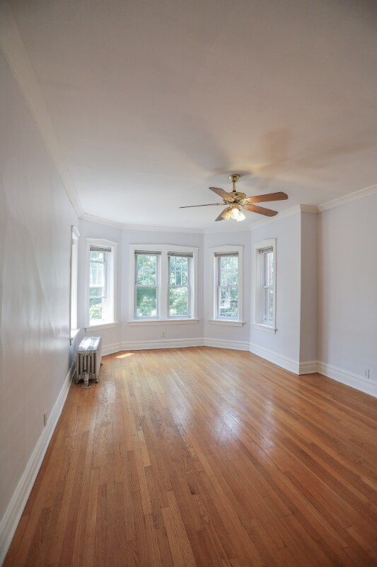 Building Photo - 4705 N Artesian Ave