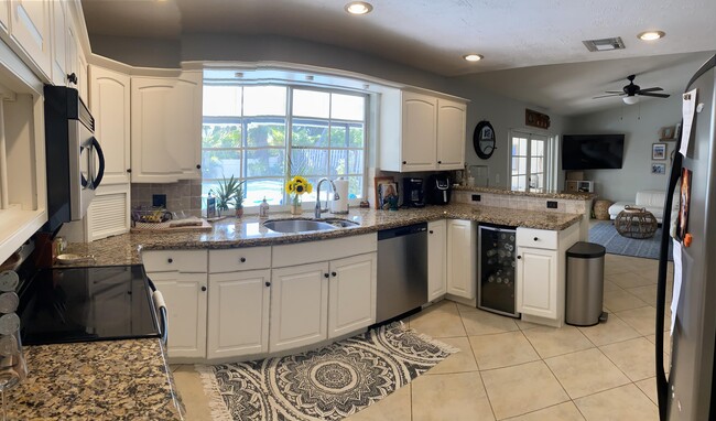 Building Photo - 9928 Moss Pond Dr