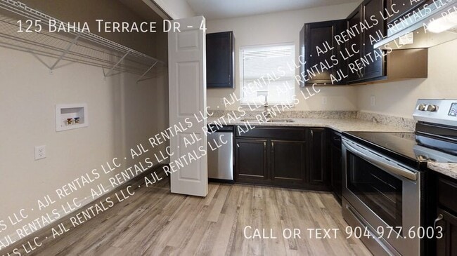 Building Photo - 125 Bahia Terrace Dr