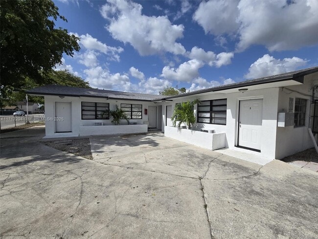 Primary Photo - 7090 NW 17th Ave