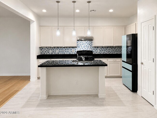 Building Photo - 4213 S Buckskin Way