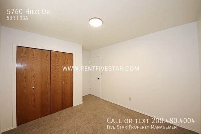 Building Photo - 5760 Hilo Dr