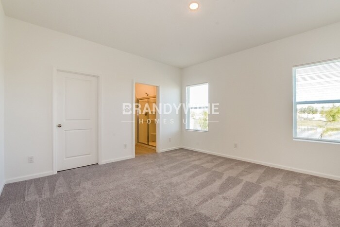 Building Photo - 1343 Dalkeith Cv