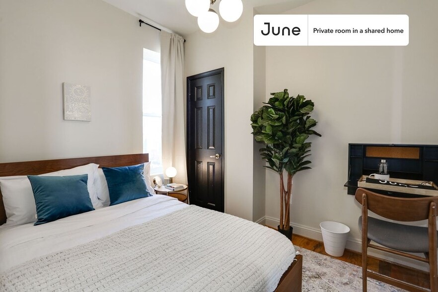 Primary Photo - Room in Shared 4 bed/3.5 bath home