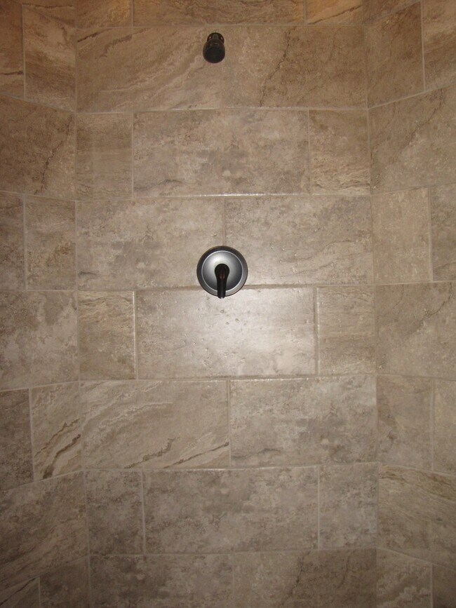 Building Photo - Now Pre-Leasing Stunning 3 Bedroom, 2.5 Bathroom Home In Fayetteville, A