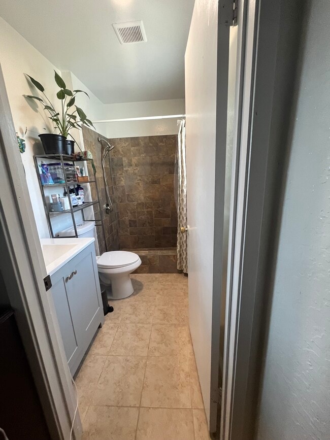 Building Photo - 8695 Belfast Cir