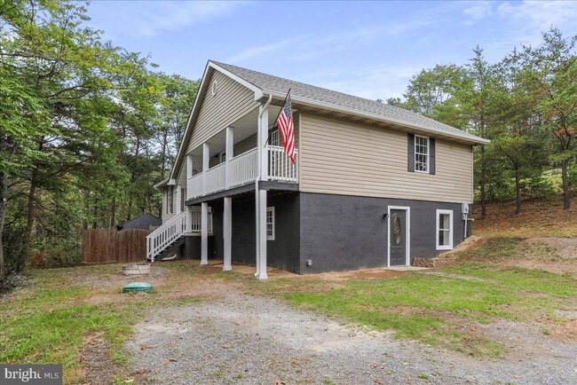 Building Photo - 72 Pioneer Ln