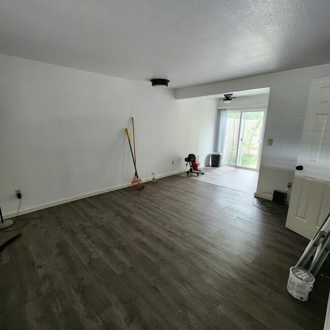 Building Photo - 3896 Rohnerville Rd