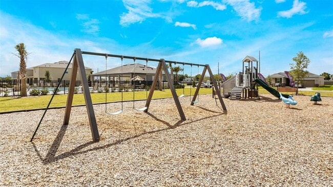 Building Photo - 1315 Isleta Lp