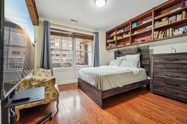 Building Photo - 20 Ave at Port Imperial