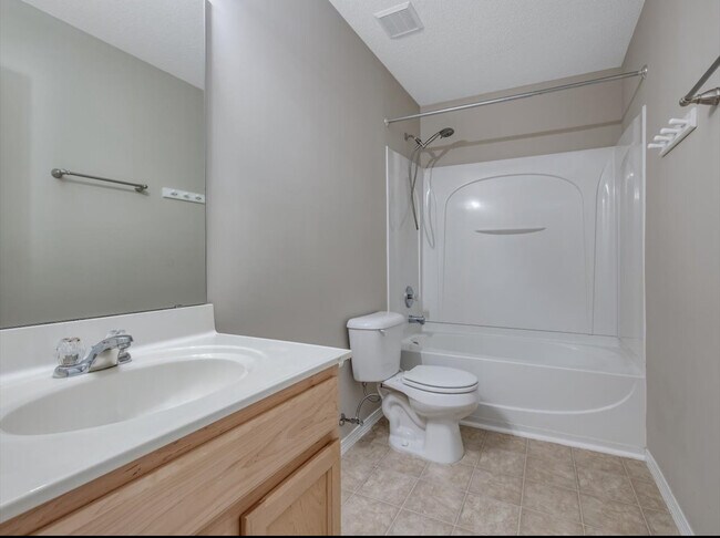 Building Photo - 4810 Rockport Dr