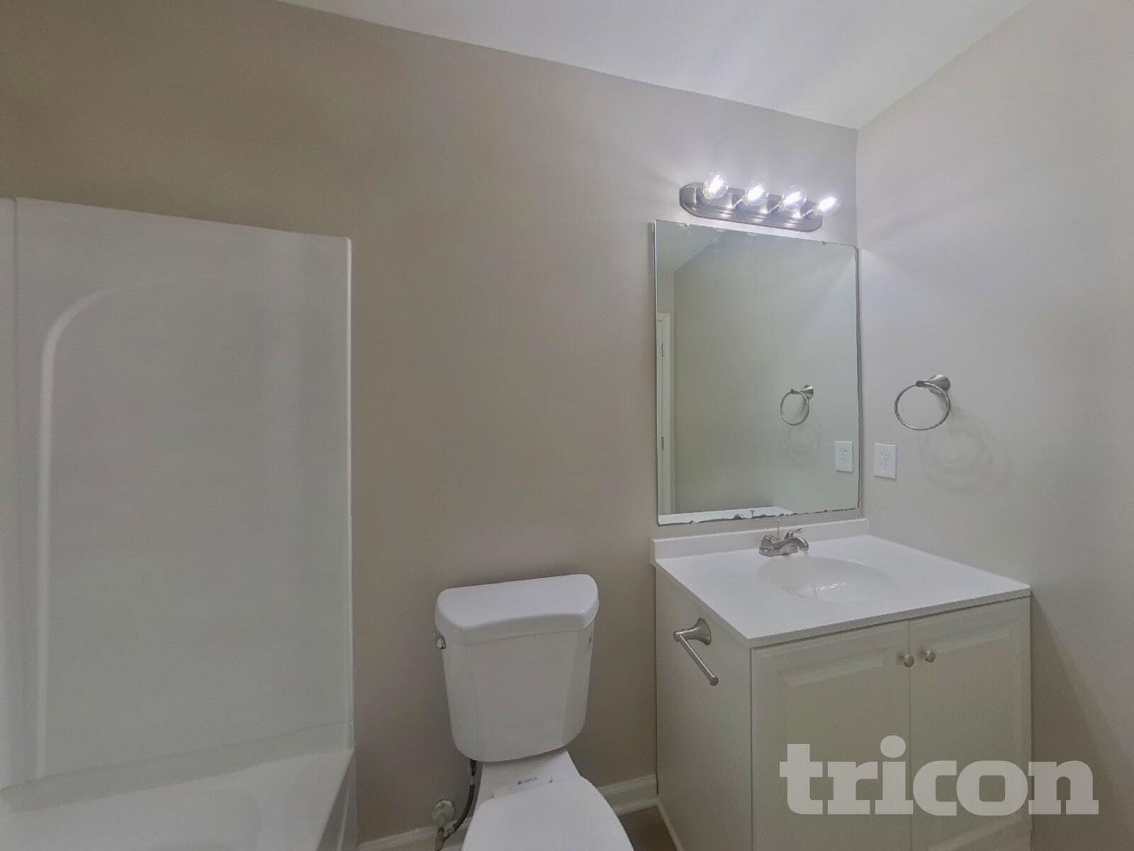 Building Photo - 1305 Peach Park Ln