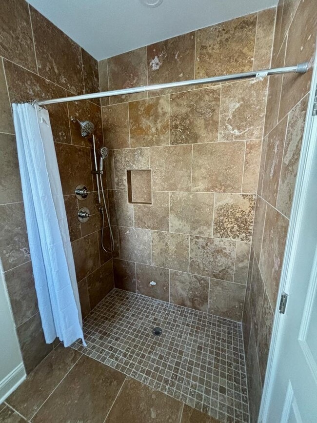 Building Photo - 6919 Deep Springs Rd