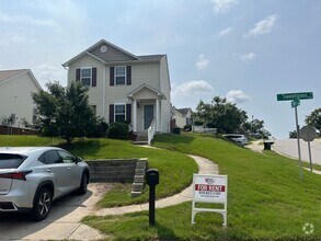 Building Photo - Charming Knightdale Residence, Available Now!