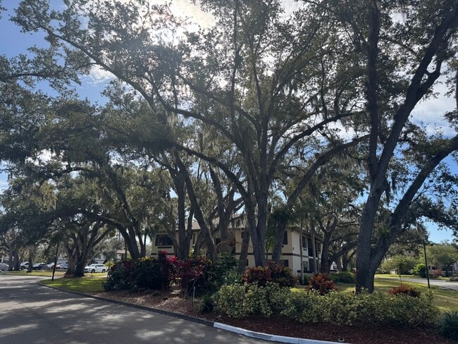 Building Photo - 19505 Quesada Ave