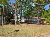 Building Photo - 7016 Skyline Dr