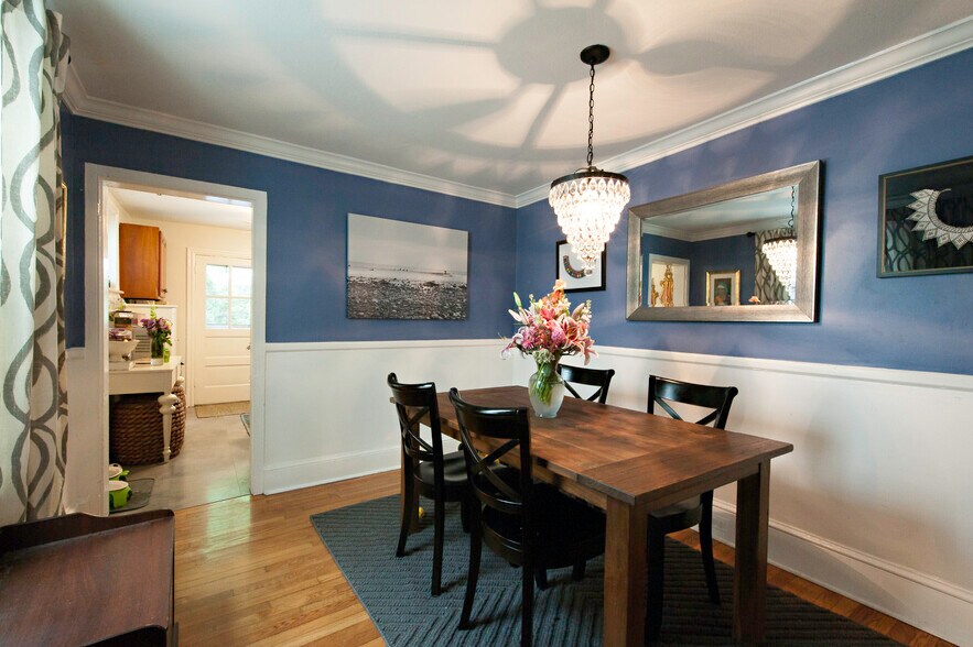 Building Photo - 1809 Lovering Ave