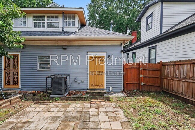 Building Photo - 931 Oglethorpe Ave SW