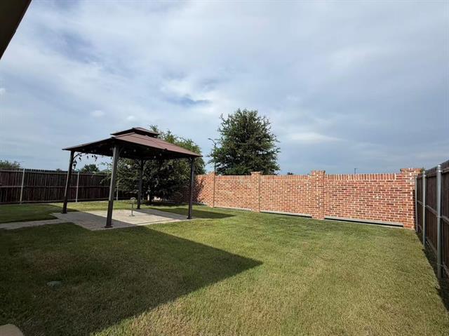 Building Photo - 405 Brook Dr