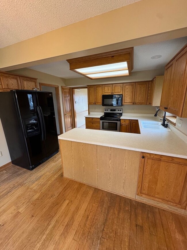 Building Photo - Its in Carroll School District!