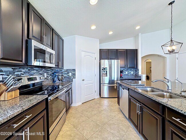 Building Photo - 12033 Grand Kempston Dr