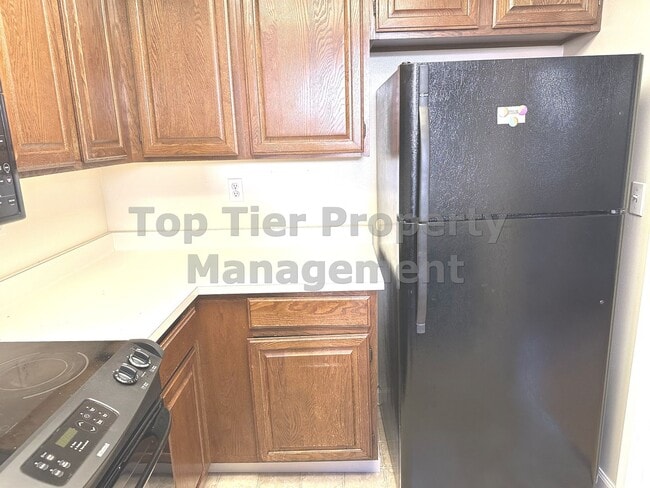 Building Photo - Very nice 2 bed, 2.5 bath, 1,178 sqft Walnut Creek Townhouse in desirable Main Chance Estates Dev...