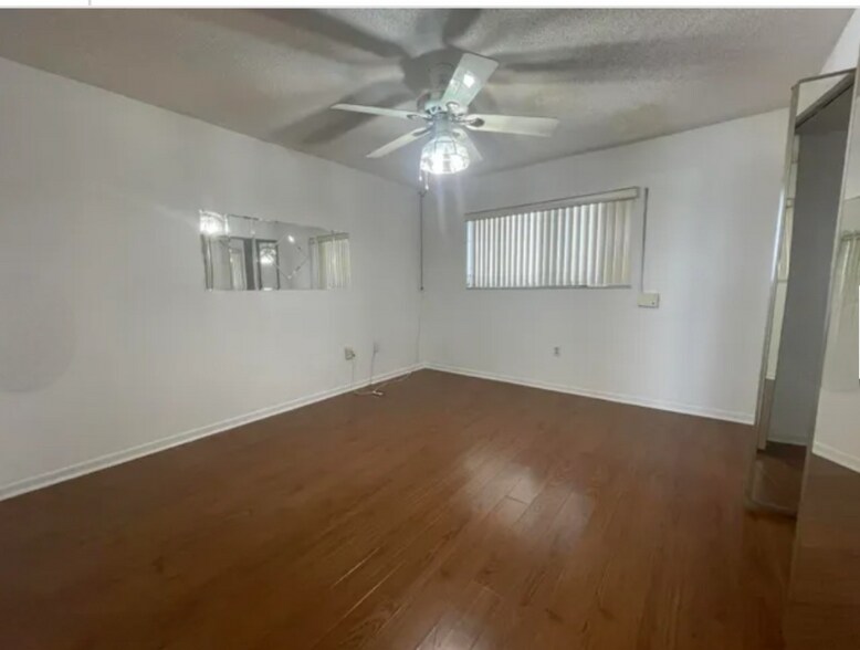 Building Photo - 250 S Sykes Creek Pkwy