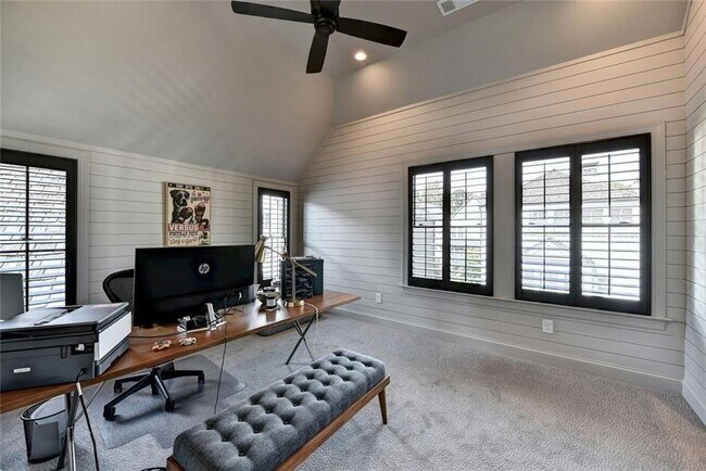 Building Photo - 2555 Brook Run
