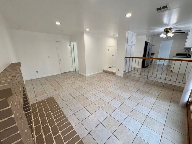 Building Photo - 3406 Chandler Cir